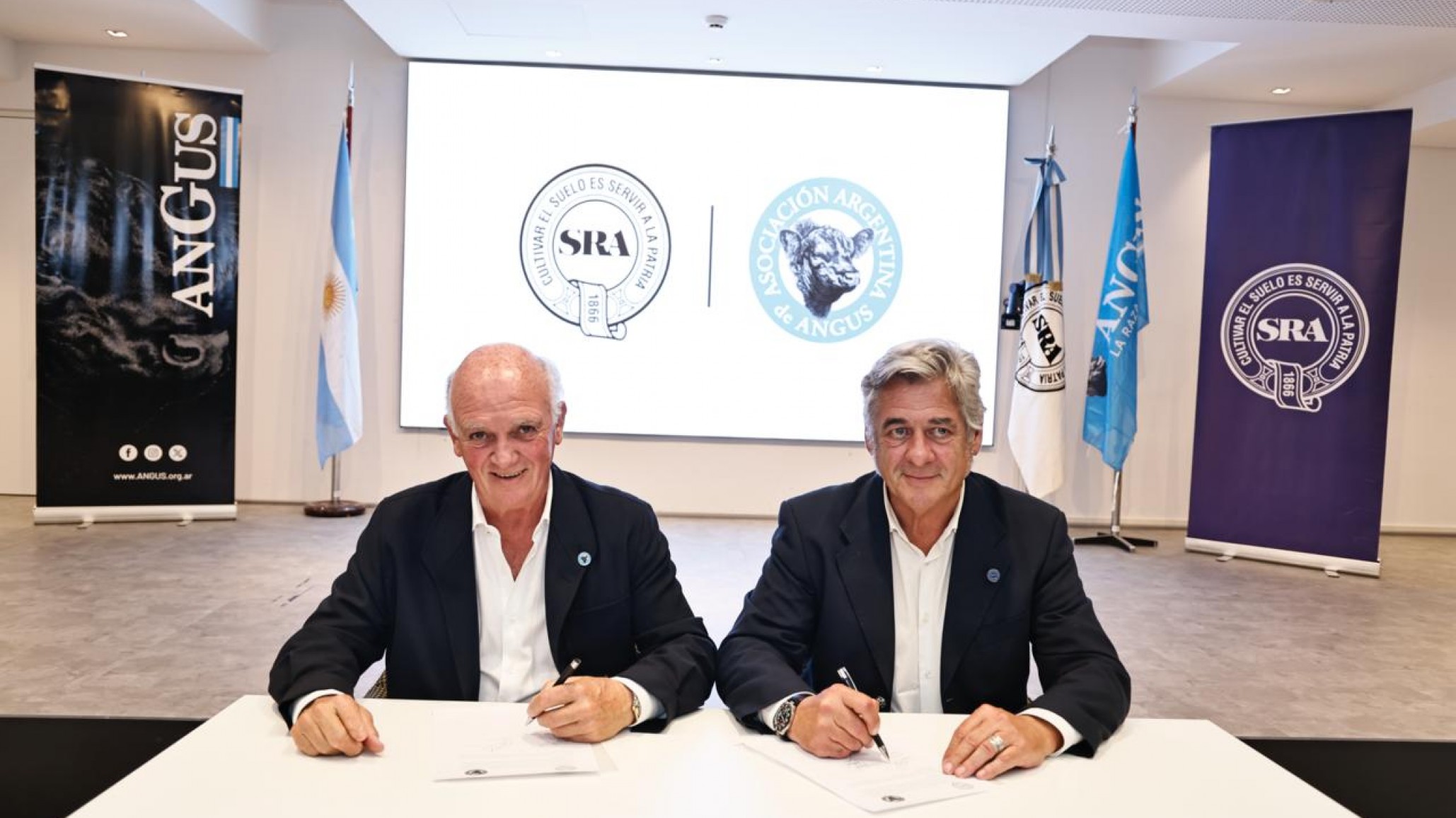 Modernización de registros genealógicos